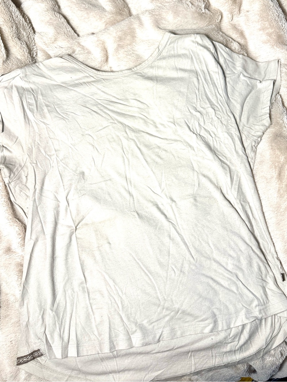 Paka Alpaca Women’s T